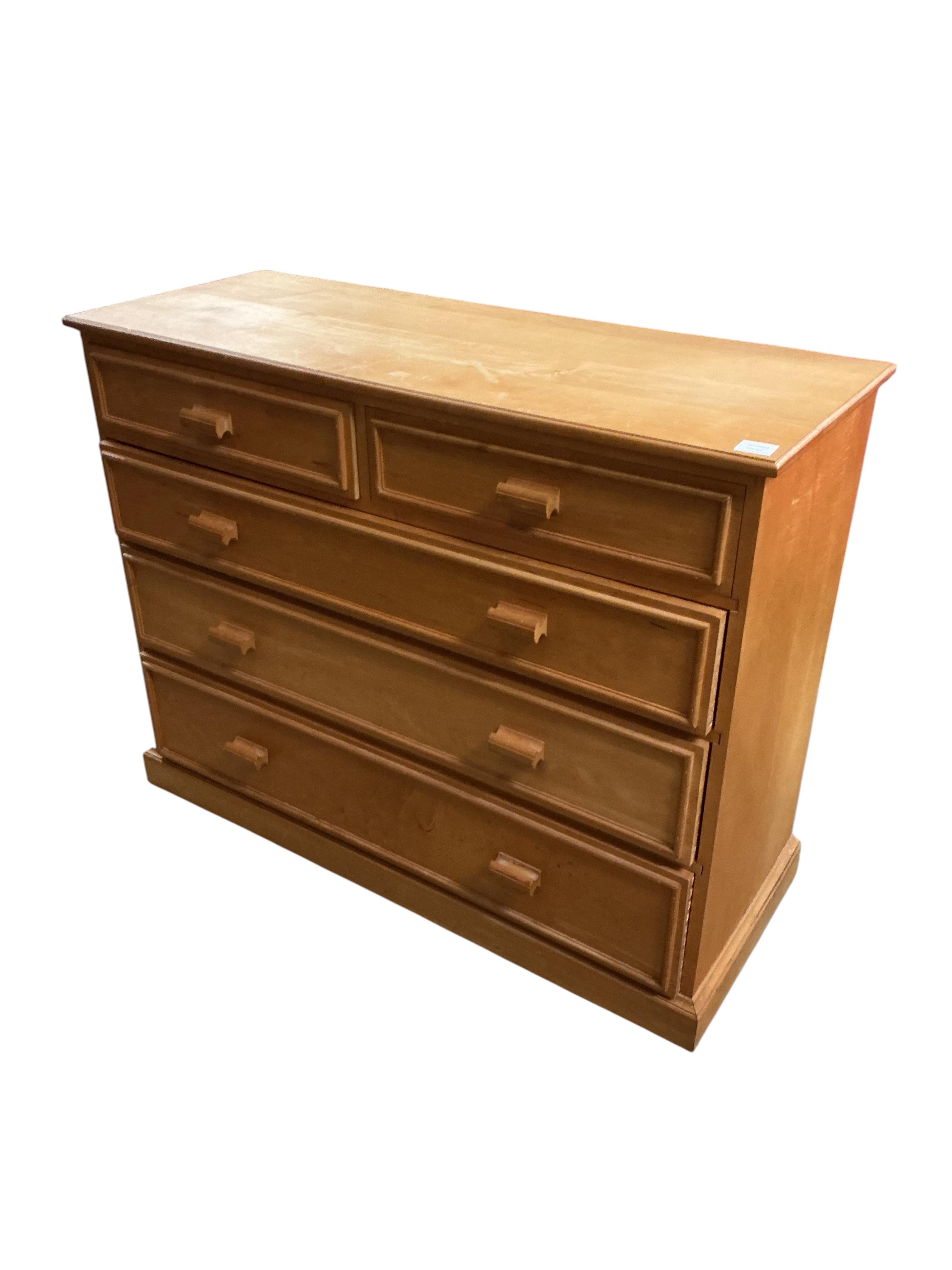 A Contemporary maple chest of five drawers, width 117cm, depth 46cm, height 92cm